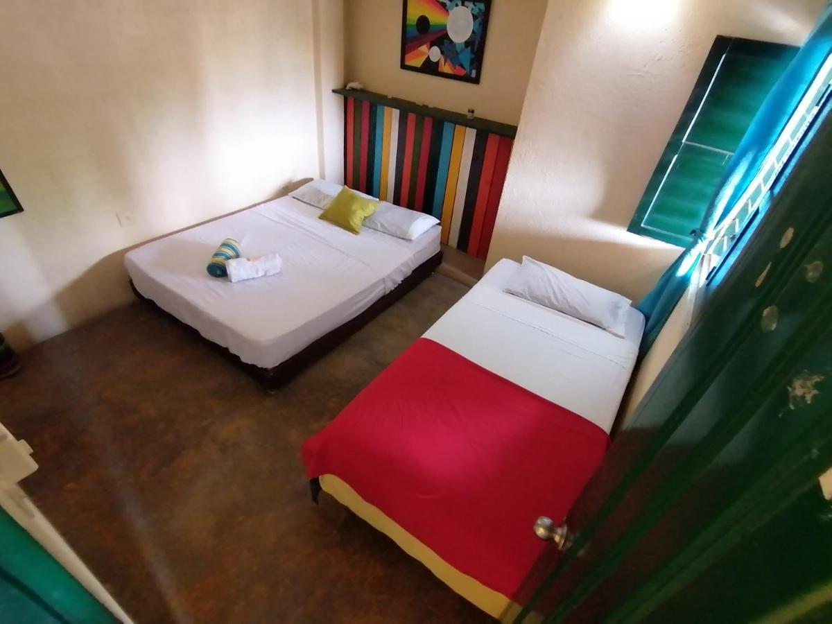 Hostel Villa Mary Taganga Esterno foto