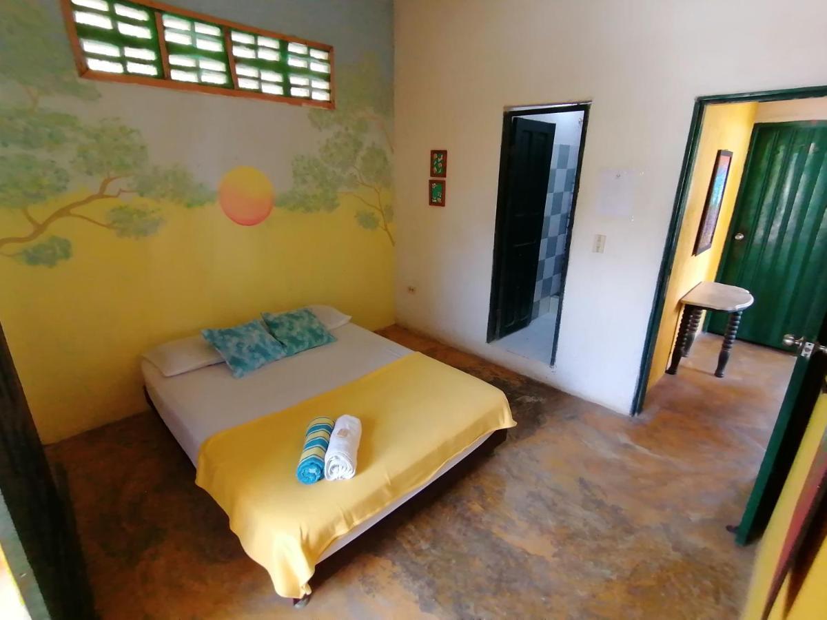 Hostel Villa Mary Taganga Esterno foto