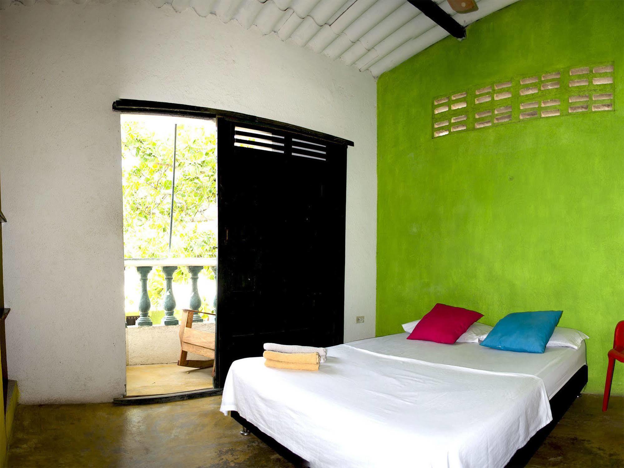 Hostel Villa Mary Taganga Esterno foto