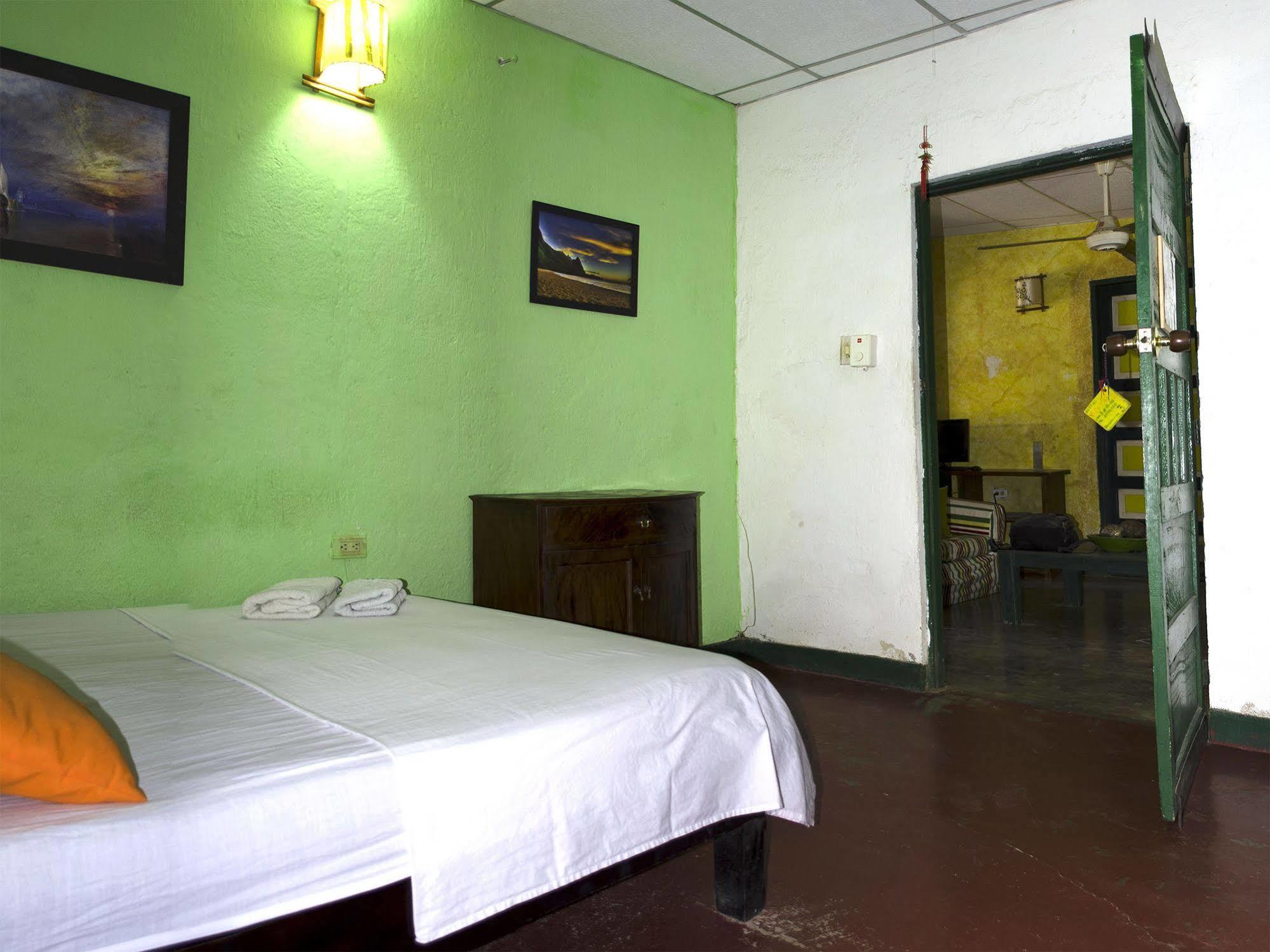 Hostel Villa Mary Taganga Esterno foto
