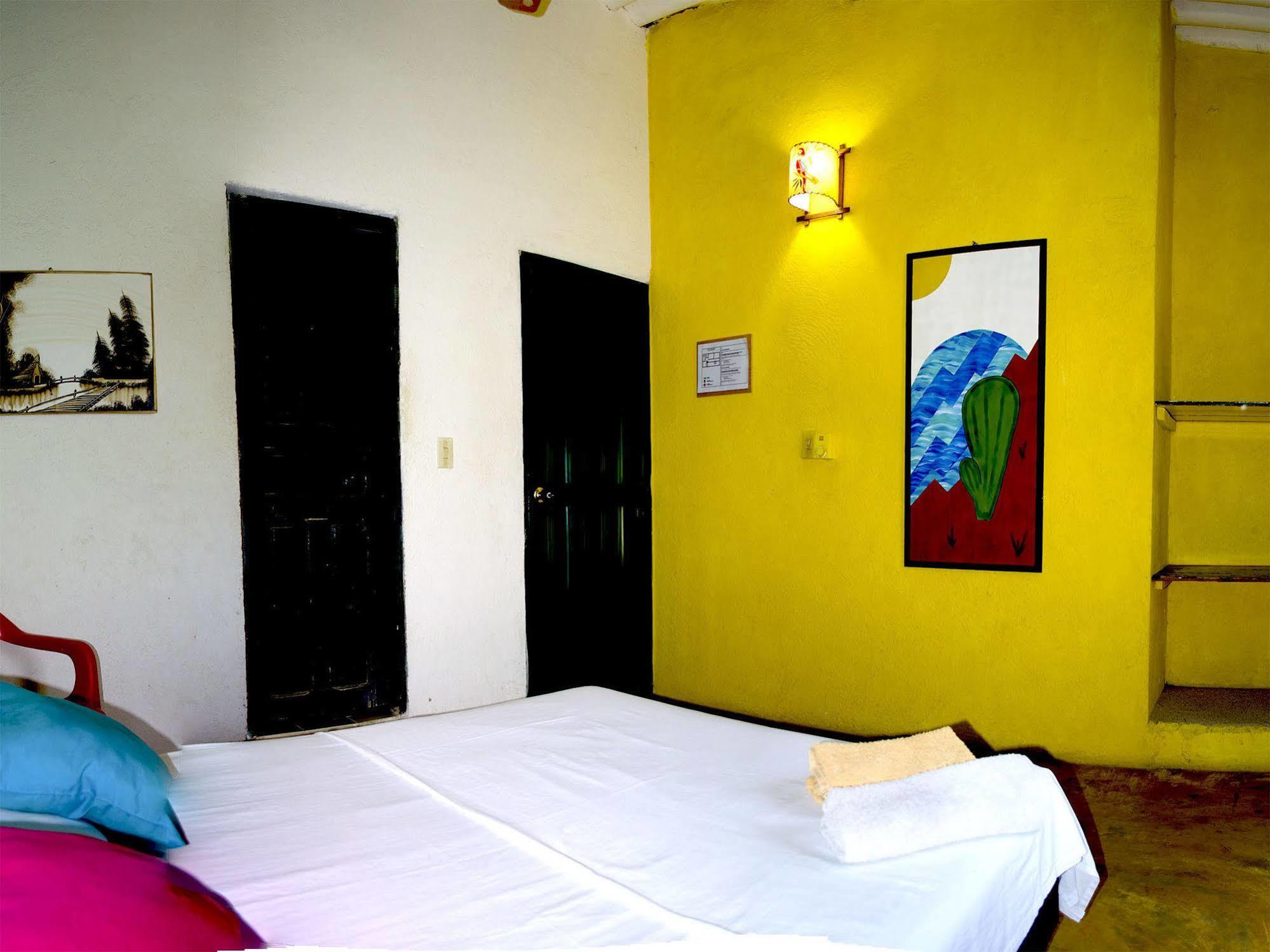 Hostel Villa Mary Taganga Esterno foto