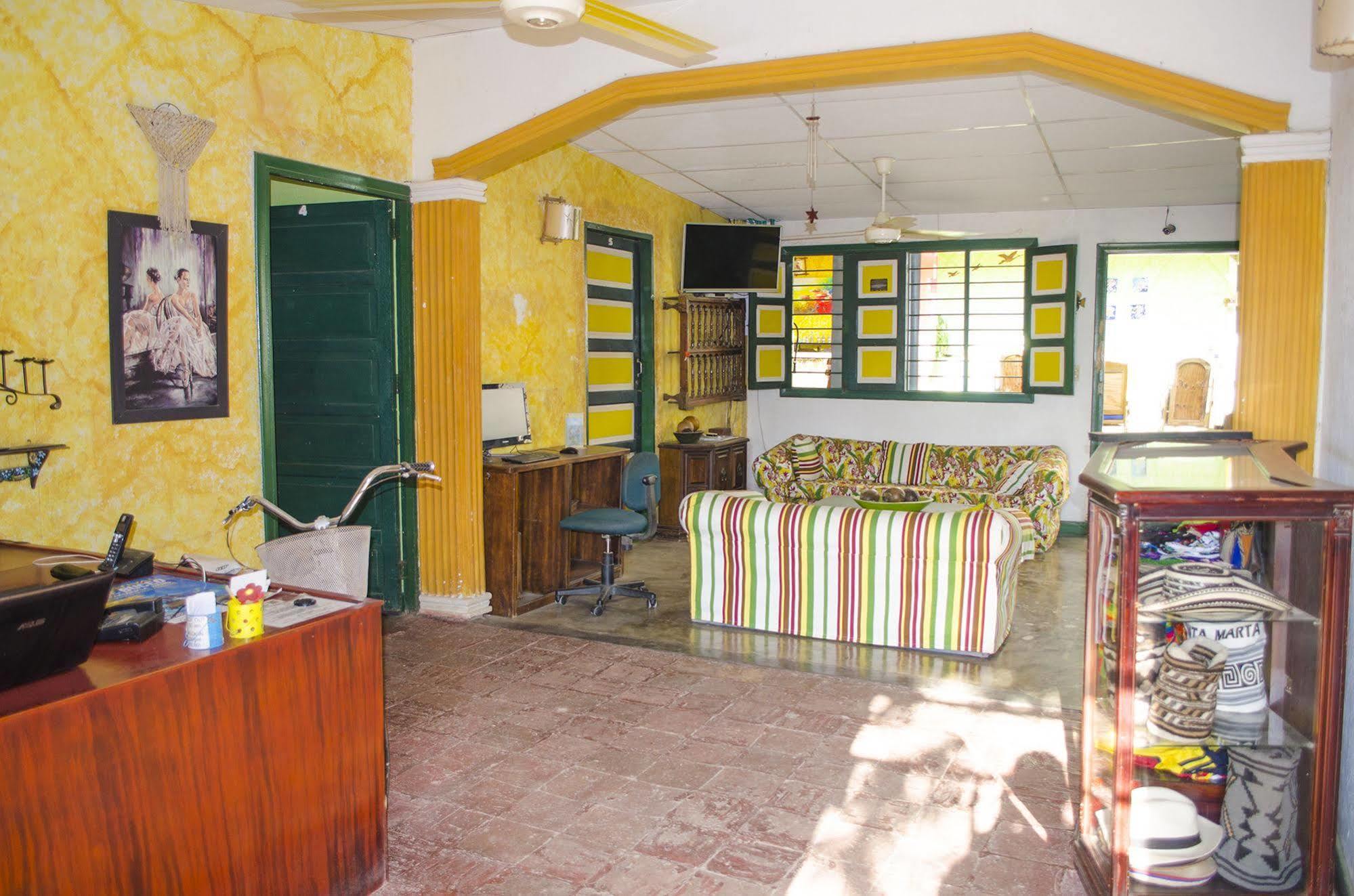 Hostel Villa Mary Taganga Esterno foto